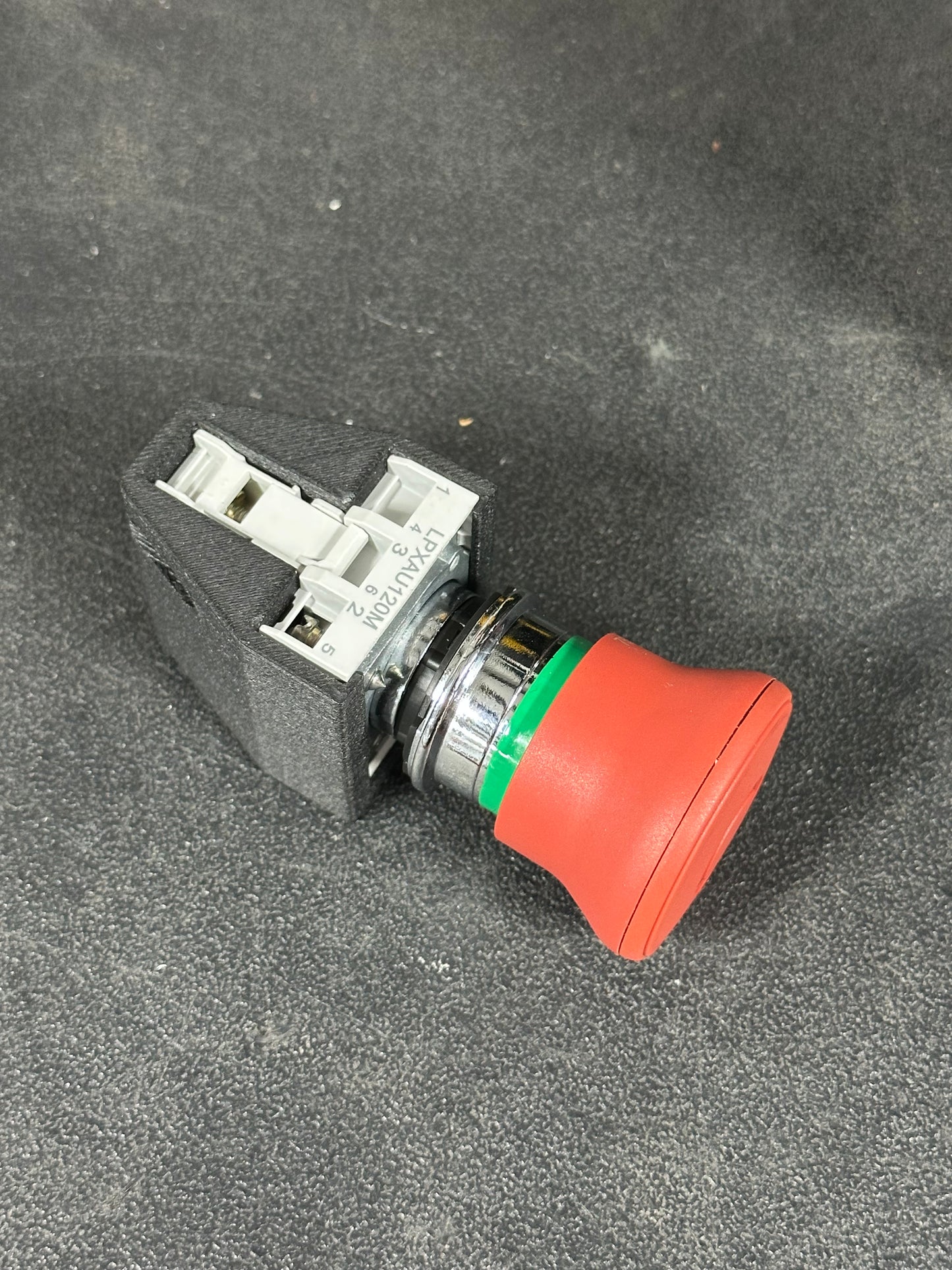 Battery disconnect support - Lovato